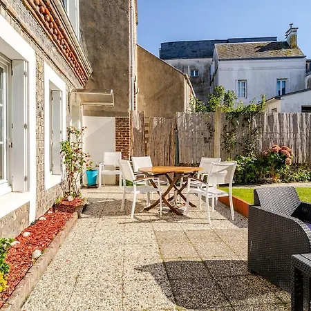 Сasa de vacaciones Maison Meublé 3 étoiles *